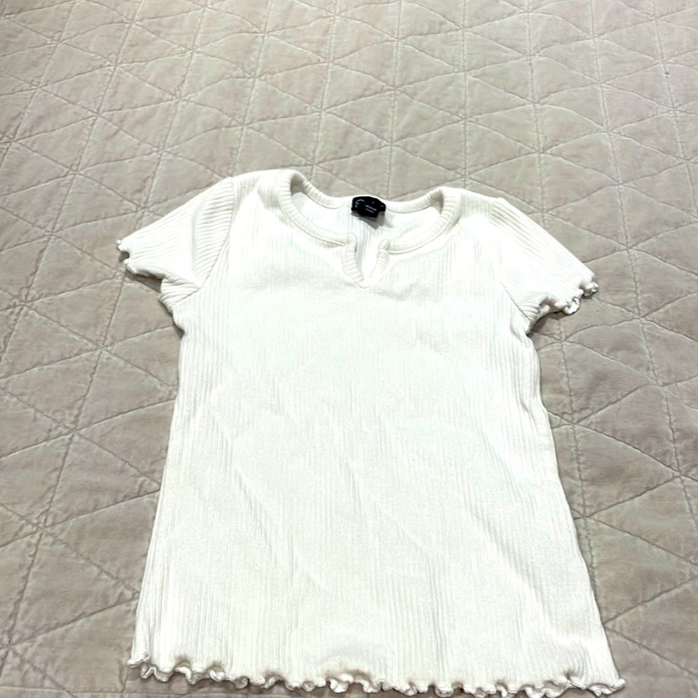 -cropped shirt -from target -hardly worn -no stains